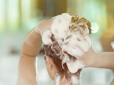 海娜粉染发后为什么推荐使用弱酸性洗发水