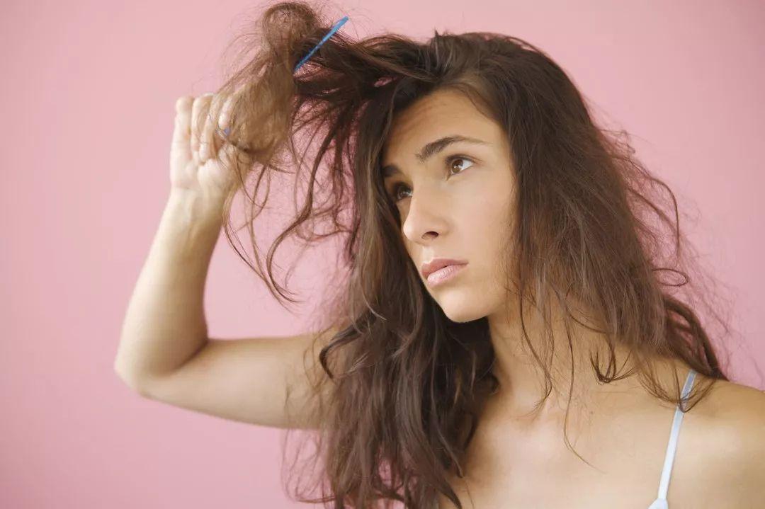 日常生活中的哪些因素，可能会导致你的头发变差